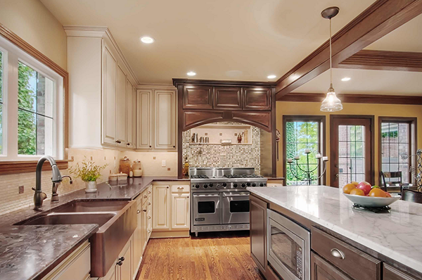 亚克力铜灯，光影的使者